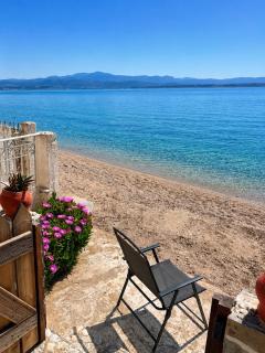 Theros Residence II - Seaside Beachfront Eretria - 8