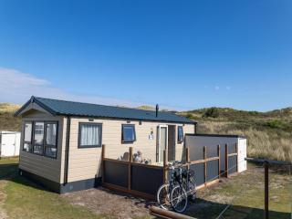 Chalet direct aan strand en zee - 0