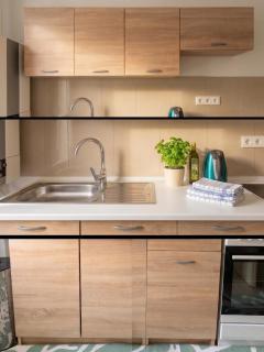 The Central Studio Apartment - 4