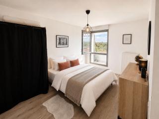 Le Beaufort - Balcony & Unobstructed View - Close to Paris - 4