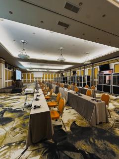 Caro Hotel - 1