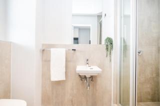 233 Paarl - Studio With Onsite Parking & Comforts - 5
