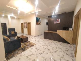 Prestige Oak Hotel - 3