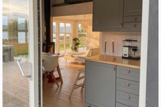 Oceanview Cabin Sleeps 6 - Sauna - Private Terrace - 6