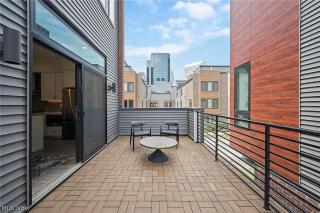 RoofTop - Sleeps 12 - Downtown CLE - 4