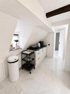 Studio B - 5