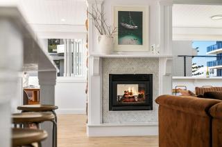 Coolum Beach Coastal Retreat- Sleeps 10 - 8