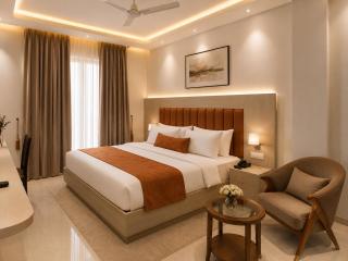 Hotel Paragon Inn Delhi Airport - 1