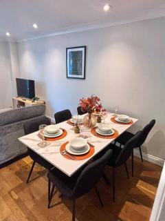 Dorney House, Work Stays Welcome, Free Parking - 3