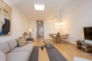 Dachgeschoss Apartment mit Terrasse am Karlsplatz - 2
