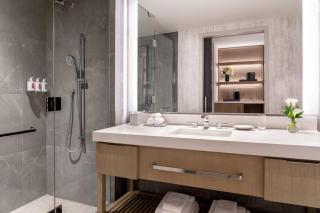 Loews Arlington Hotel - 8