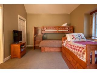 Okemo Mountain Escape 3BR Luxury Trailside Access - 2