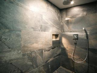 Ferienwohnung La-Wurm mit privatem Whirlpool - 1