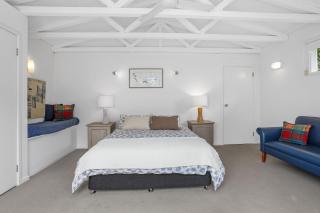 Cape Paradiso - BYO Linen - 3