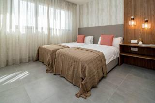 Estepona Penthouse, Hot Tub, Views Oasis325 - 2