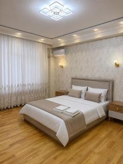 Luxury Apartment in Central Khatai - 0