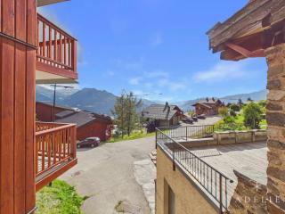 Studio spacieux 4/6 pers, au pied des pistes, balcon sud-ouest, proche commerces - FR-1-398-639 - 1