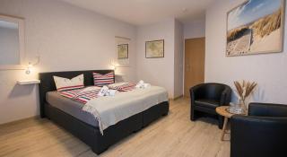 Hotel Neptuns Ankerplatz & Zur Seerobbe - 4