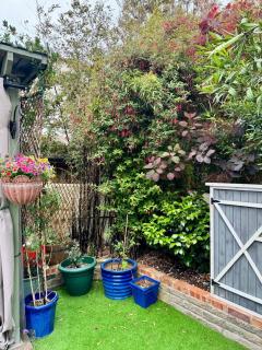 Paignton Beach House, Sleeps 6, Dog Friendly - 9