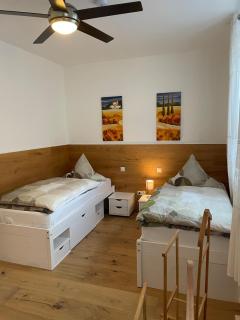 100 qm - 3 bed rooms flat -exclusiv- 7P - 4