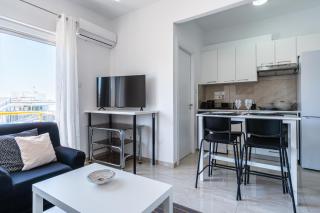 Lunar 1-Bedroom Apartment - 4