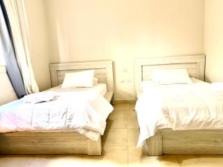 Lavista Bay Luxury Sea View 3BR Ground Chalet & Garden - 9