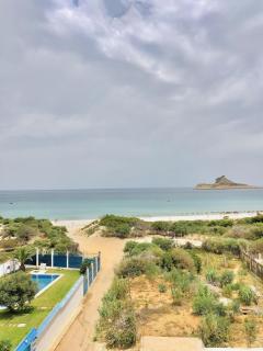 RafRaf beachfront Paradise - 8