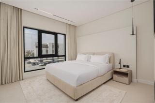 Exquisite Apartment Curated for Pure Comfort - 2