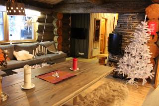 Ruka Chalet Roma - Traditional 2BR Log Apt with Sauna - 2