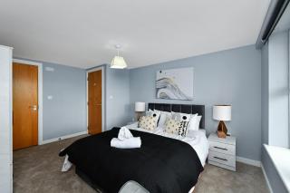 Modern 2-Bed Near Trent Bridge & City Ground - 1