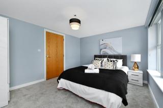Modern 2-Bed Near Trent Bridge & City Ground - 7