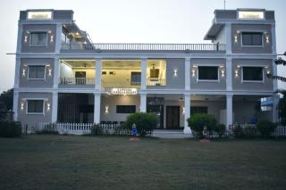 Narmada Garden And Resort - 3