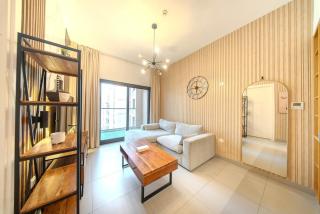 Private 1-Bedroom with living room apartment - Balcony - 3