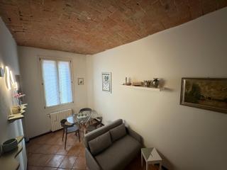 Suite Cento14 Di fronte Casa di Cura Fogliani Vicino centro storico Parcheggio privato - 3