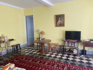 VILLA VICTORIA - À 50 METRES DES ALLÉES D'ETIGNY, AU CALME - CENTRAL & STANDING - CYCLING & SKI HOUSE IN LUCHON - Lits 180 King Size - Parking - 3