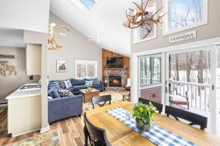 Sleek 2BR Kettlebrook Condo with Fireplace Ski-in Ski-out - 7