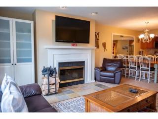 Family-Friendly Condo at Okemo with Fireplace - 8