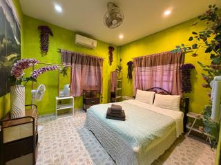 Landscape beachfront bungalow in Rawai - 5