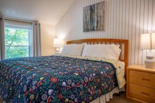 Okemo Ski Condo 3BR Loft Sleeps 10 with Fireplace - 0