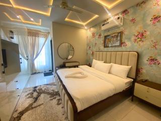 Hotel California Islamabad - 8