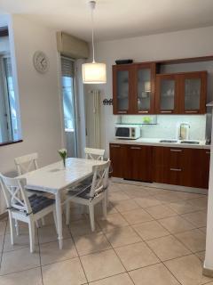 Stella - 8