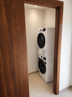 NEW Spacious Apartment near Valletta - 1