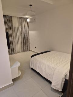Newly finished 2-bedroom apartment, fully equipped - 5