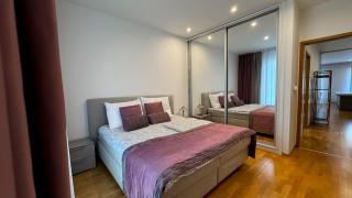 Spacious 130 m2 Apartment Near Center 2 Free Parking - Praga - 6
