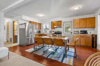 Quaint 3BR Home 8 Minutes to Okemo Mtn - 5