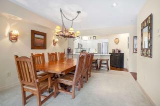3BR plus Den Mountain Getaway Steps from the Slopes - 3
