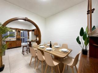 Huge 4BR House with Rooftop just 5min to Valletta - 3
