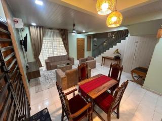 De Nyaman Homestay Private Pool Mslim Only - 4