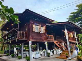 Thanomrak homestay - 2