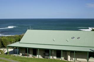 Bennetts Beach House - 2